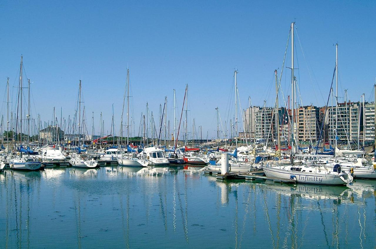 Beach Loft 9 Luxury Appartment With Ocean View Blankenberge Exterior foto